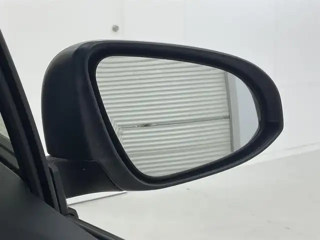 トヨタ アクア クロスオーバー 茨城県 2018(平30)年 2万km ベージュ トヨタセーフティセンス/純正ナビ/・ワンセグTV/BT/CD/SD/バックカメラ/ビルトインETC/ドラレコ/ルーフレール/ハーフレザーシート/純正フロアマット/ドアバイザー/スマートキー/純正16アルミホイール