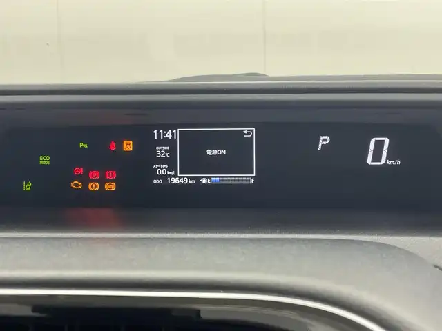 トヨタ アクア クロスオーバー 茨城県 2018(平30)年 2万km ベージュ トヨタセーフティセンス/純正ナビ/・ワンセグTV/BT/CD/SD/バックカメラ/ビルトインETC/ドラレコ/ルーフレール/ハーフレザーシート/純正フロアマット/ドアバイザー/スマートキー/純正16アルミホイール
