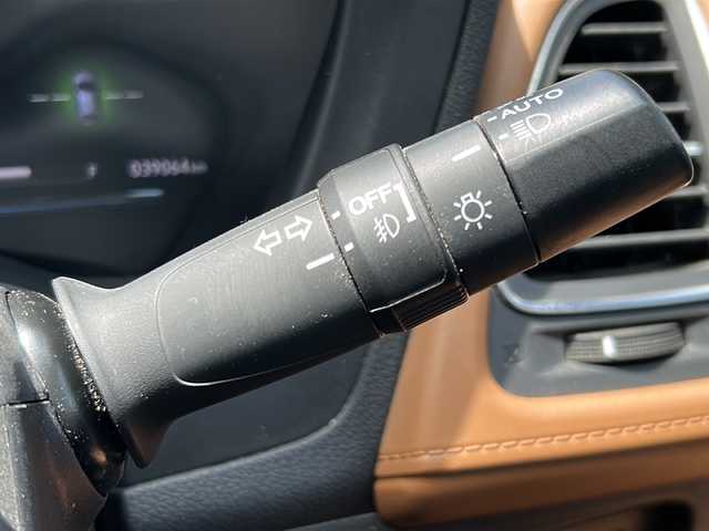 ホンダ ヴェゼル ハイブリッド Z ホンダセンシング 沖縄県 2020(令2)年 3.9万km ミッドナイトブルービームM 禁煙車　/純正ナビ/　(VXM-207VFEI、Buletooth)/シートヒーター/バックモニター　/ＥＴＣ　/ハーフレザーシート　/ドライブレコーダー　/スマートキー　/レーンアシスト　/レーダークルーズコントロール　/パドルシフト