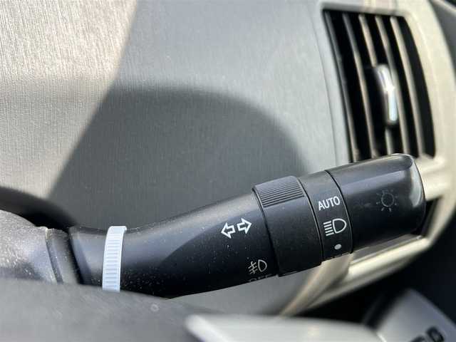 トヨタ プリウス α S ツーリングセレクション 宮崎県 2012(平24)年 10.8万km ブラック /ナビ(CN-S300WD)//TV/CD/DVD/Bluetooth//ETC//バックカメラ//純正フロアマット//純正アルミホイール//ドアバイザー//プッシュスタート//電格ウィンカーミラー//ステアリングスイッチ//オートライト//取扱説明書//保証書