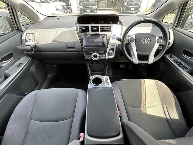 トヨタ プリウス α S ツーリングセレクション 宮崎県 2012(平24)年 10.8万km ブラック /ナビ(CN-S300WD)//TV/CD/DVD/Bluetooth//ETC//バックカメラ//純正フロアマット//純正アルミホイール//ドアバイザー//プッシュスタート//電格ウィンカーミラー//ステアリングスイッチ//オートライト//取扱説明書//保証書