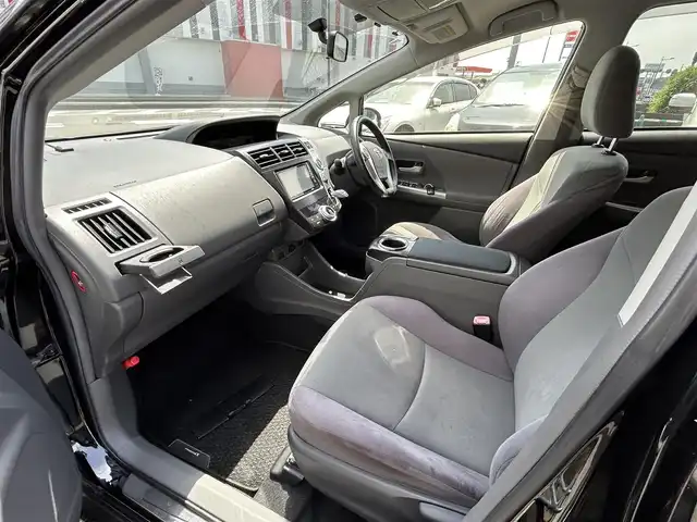 トヨタ プリウス α S ツーリングセレクション 宮崎県 2012(平24)年 10.8万km ブラック /ナビ(CN-S300WD)//TV/CD/DVD/Bluetooth//ETC//バックカメラ//純正フロアマット//純正アルミホイール//ドアバイザー//プッシュスタート//電格ウィンカーミラー//ステアリングスイッチ//オートライト//取扱説明書//保証書