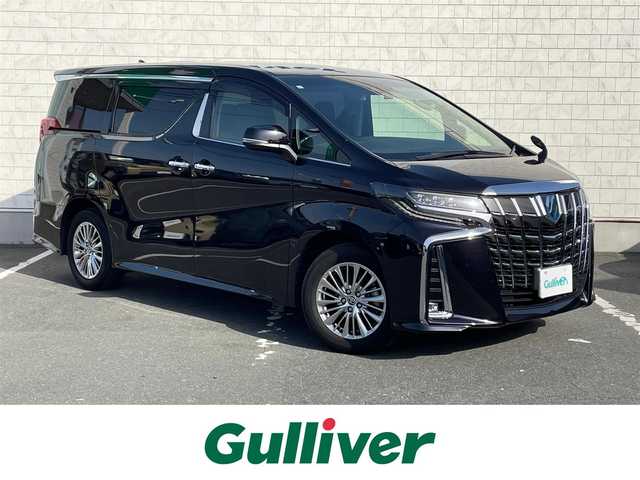 トヨタ アルファードハイブリット SR Cパッケージ 愛知県 2021(令3)年 2.5万km スパークリングブラックパールクリスタルシャイン 30アルファードハイブリッド4WD/・純正ディスプレイオーディオ（ナビキット付き）/・バックカメラ/・フルセグテレビ/・CD/DVD再生機能/・Bluetooth/USB接続機能/・ETC/・社外ドライブレコーダー（前後方向）/・本革シート/・パワーシート（運転席・助手席・2列目）/・シートヒーター（運転席・助手席）/・シートベンチレーション（運転席・助手席）/・オットマン/・両側電動スライドドア/・電動パワーバックドア/・純正17インチアルミホイール/・純正LEDヘッドライト/・オートマチックハイビーム/・衝突軽減ブレーキ/・レーンキープアシスト/・電動パーキングブレーキ/・ブレーキホールド/・アダプティブクルーズコントロール/・MTモード付きCVT/・スマートキー