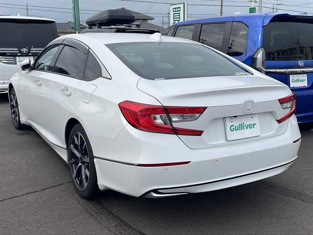 ホンダ アコード EX 茨城県 2021(令3)年 3.2万km プラチナホワイトパール ホンダセンシング/サンルーフ/純正ナビ/　　BT/フルセグ/バックカメラ/アダプティブクルーズコントロール/LEDオートライト/レザーシート/パワーシート/シートメモリー/シートヒーター /社外18インチアルミホイール/置くだけ充電/電子パーキングブレーキ/ブレーキホールド/ステアリングスイッチ/ヘッドアップディスプレイ/パドルシフト/クリアランスソナー /スマートキー/ETC