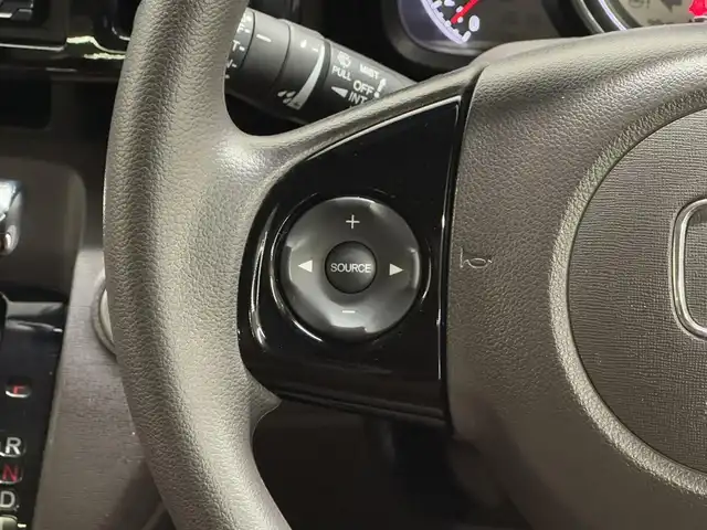 ホンダ Ｎ ＯＮＥ セレクト 三重県 2019(平31)年 6万km プラチナホワイトパール ガソリン/FF/インパネCVT/Carrozzeria 1DINオーディオユニット DEH-5600/（CD/USB/Bluetooth/AM/FM/USB/AUX）/ビルトインETC/安全/・近距離衝突軽減ブレーキ［CTBA］/・VSA（トラクションコントロール＆ABS）/・SRS サイド＆カーテンエアバッグ/装備/・ハーフレザーシート/・シートヒーター（D/N）/・オートエアコン/・プッシュスタート/・充電用USBジャックx2/・ステアリングスイッチ/・電動格納ドアミラー/・全ドアパワーウインドウ/・保/取/・スマートキーx2/2トーンカラー