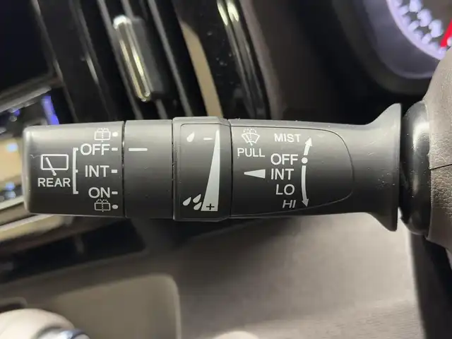 ホンダ Ｎ ＯＮＥ セレクト 三重県 2019(平31)年 6万km プラチナホワイトパール ガソリン/FF/インパネCVT/Carrozzeria 1DINオーディオユニット DEH-5600/（CD/USB/Bluetooth/AM/FM/USB/AUX）/ビルトインETC/安全/・近距離衝突軽減ブレーキ［CTBA］/・VSA（トラクションコントロール＆ABS）/・SRS サイド＆カーテンエアバッグ/装備/・ハーフレザーシート/・シートヒーター（D/N）/・オートエアコン/・プッシュスタート/・充電用USBジャックx2/・ステアリングスイッチ/・電動格納ドアミラー/・全ドアパワーウインドウ/・保/取/・スマートキーx2/2トーンカラー