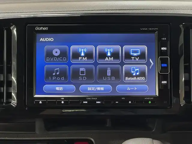 ホンダ Ｎ ＯＮＥ セレクト 三重県 2019(平31)年 6万km プラチナホワイトパール ガソリン/FF/インパネCVT/純正 7インチナビ VXM-184VFi/（CD/DVD/FM/AM/TV/iPod/SD/USB/Bluetooth/AUX）/バックカメラ/ビルトインETC/安全/・近距離衝突軽減ブレーキ［CTBA］/・VSA（トラクションコントロール＆ABS）/・SRS サイド＆カーテンエアバッグ/装備/・ハーフレザーシート/・シートヒーター（D/N）/・オートエアコン/・プッシュスタート/・充電用USBジャックx2/・ステアリングスイッチ/・電動格納ドアミラー/・全ドアパワーウインドウ/・保/取/・スマートキーx2/2トーンカラー