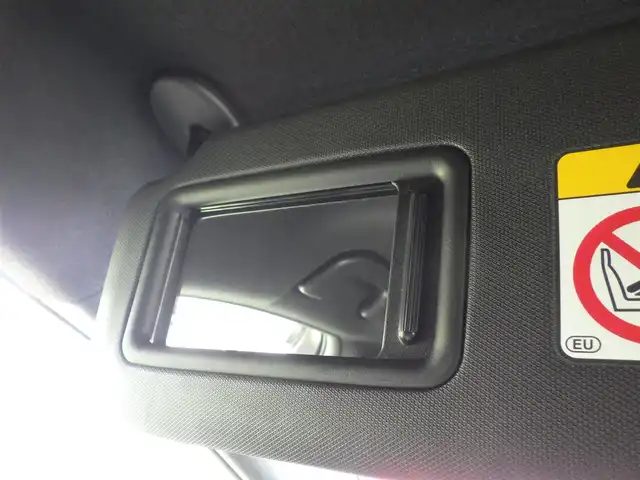 トヨタ カローラツーリング ダブルバイビー 千葉県 2020(令2)年 4.3万km ブラックマイカ Toyota Safety Sense/・プリクラッシュセーフティ/・レーンディパーチャーアラート/・オートハイビーム/・レーダークルーズコントロール/ハーフレザーシート/前席シートヒーター/純正コネクティッドナビ/地デジTV/【Bluetooth接続】/バックカメラ/ドライブレコーダー（DRT-H68A）/革巻きステアリング/ステアリングヒーター/ステアリングスイッチ/ETC/LEDヘッドライト/フォグライト/ウインカーミラー/クリアランスソナー/純正17インチアルミホイル/サイド/カーテン/ニーエアバッグ/スマートキー