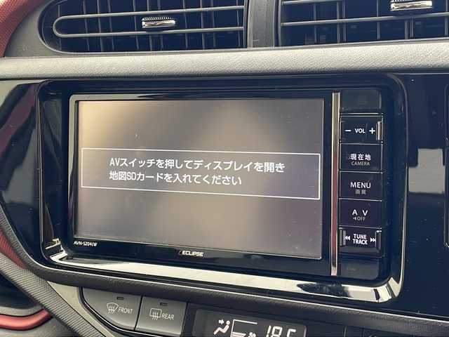 トヨタ アクア S 沖縄県 2016(平28)年 5.6万km チェリーパールクリスタルシャイン 社外ナビ(AVN-SZ04iW)　/（フルセグＴＶ　DVD Bluetooth接続）　/バックカメラ　/ＥＴＣ　/ドライブレコーダー/トヨタセーフティセンス　/ステアリングスイッチ/シートヒーター　/スマートキー　/プッシュスタート/オートライト　/ＬＥＤヘッドライト/ドアバイザー/禁煙車