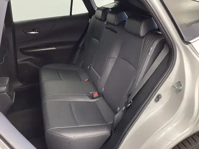 トヨタ ハリアー Z レザーパッケージ 新潟県 2023(令5)年 2.9万km プラチナホワイトパールマイカ メーカーオプションナビ/JBLサウンド/フルセグテレビ/Bluetooth/調光パノラマルーフ/デジタルインナーミラー/アラウンドビューモニター/パワーシート/前席シートヒーター/前席エアシート/パワーバックドア/ETC2.0/プッシュスタート/スマートキー/電動格納ミラー/レーンキープアラート/コーナーセンサー/LEDライト/オートハイビーム/オートライト