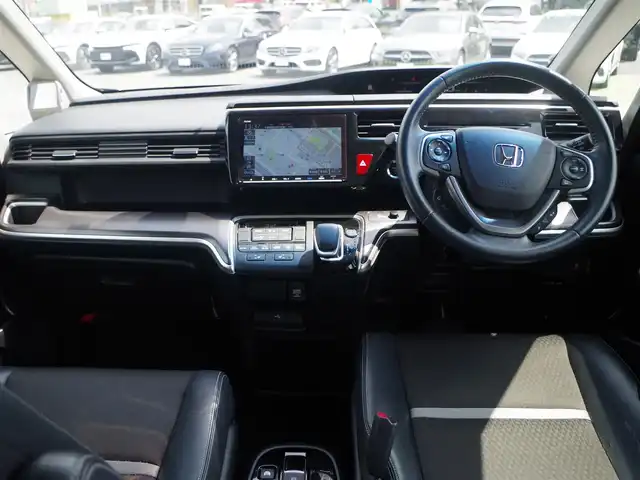 ホンダ ステップワゴン スパーダ eHEV G EXホンダS 千葉県 2021(令3)年 5.1万km プレミアムスパークルブラックパール ホンダセンシング/・衝突軽減ブレーキ（CMBS）/・車線維持支援システム（LKAS）/・アダプティブクルーズコントロール（ACC）/・後方誤発進抑制機能/・誤発進抑制機能/両側パワースライドドア/純正メモリーナビ/地デジTV/【DVD/CD再生機能　Bluetooth接続】/バックカメラ/ドライブレコーダー（前後撮影）/ハーフレザーシート/前席シートヒーター/ETC/LEDヘッドライト/フォグライト/ウインカーミラー/純正16インチアルミホイル/サイド/カーテンエアバッグ/Honda スマートキー