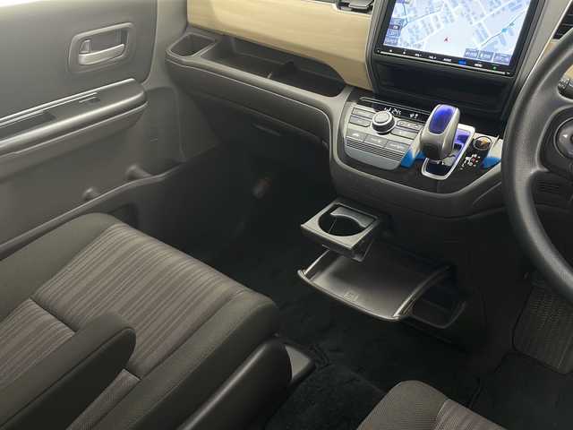 ホンダ フリード ハイブリット G ホンダセンシング 長野県 2019(平31)年 3万km モダンスティールM ホンダセンシング/純正9インチナビ/フルセグテレビ/CD/DVD/Bluetooth　/両側パワースライドドア/クルーズコントロール　/バックカメラ　/フロントデアイサー/LEDヘッドライト　/オートライト　/ビルドインETC/スマートキー/プッシュスタート　/純正フロアマット　/純正AW　/レーンキープアシスト/横滑り防止装置/LEDヘットライト