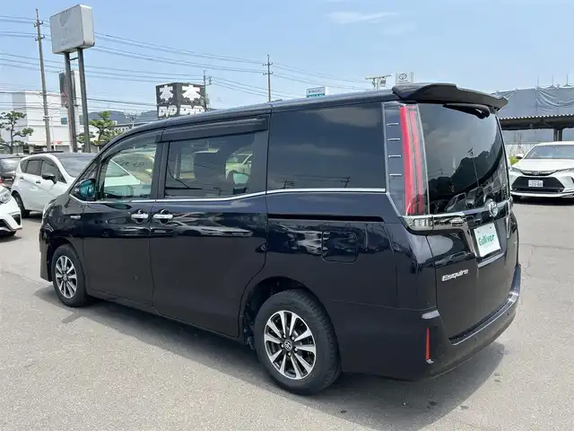 トヨタ エスクァイア ハイブリッド Gi プレミアムパッケージ ブラックテーラード 岡山県 2019(令1)年 9.6万km スパークリングブラックパールクリスタルシャイン 登録時走行距離95162km/社外10インチナビ/フルセグTV(AM.FM.CD.DVD.TV.BT)/両側パワースライドドア/バックカメラ/ETC/ドライブレコーダー/シートヒーター/クリアランスソナー/衝突軽減ブレーキ/クルーズコントロール/レーンキープアシスト/オートマチックハイビーム/アイドリングストップ/15インチ純正AW/純正フロアマット