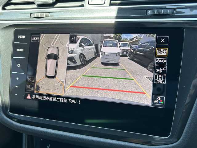 フォルクスワーゲン ＶＷ ティグアン TSI Rライン 東京都 2022(令4)年 0.1万km ガンＭ ワンオーナー/純正Discover Proナビ（9.2インチ）/・Bluetoothオーディオ/USBオーディオ/・Apple CarPlay/AndroidAuto/レザーシートパッケージ/・”R”ロゴ入チタンブラック革シート/・パワーシート（前席）/DCCパッケージ/・5本ツインスポーク20インチアルミホイール/オールインセーフティ/・アクティブクルーズコントロール/・アラウンドビューカメラ/LEDマトリックスヘッドランプ/ビルトインETC2.0/純正ドライブレコーダー（前後）/取扱説明書/保証書/・ディーラー点検整備記録簿（R6/8）/スペアキー1本/カラーコード：LC7Q/ドルフィングレーメタリック