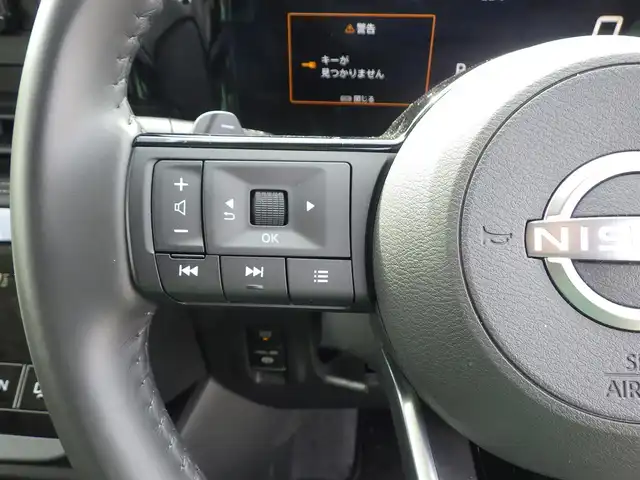 日産 セレナ ハイウェイスター V 千葉県 2023(令5)年 3.2万km プリズムホワイト プロパイロット/両側パワースライドドア/社外SDナビ/【Bluetooth接続】/アラウンドビューモニター/革巻きステアリング/ETC/LEDヘッドライト/フォグライト/ウインカーミラー/コーナーセンサー/純正16インチアルミホイル/サイド/カーテンエアバッグ/インテリジェントキー