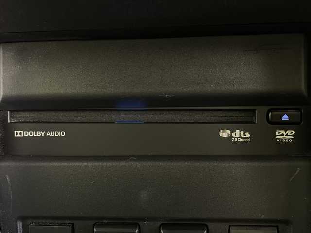 トヨタ カローラ クロス ハイブリッド Z 鹿児島県 2022(令4)年 3.5万km プラチナホワイトパールマイカ 純正9インチディスプレイオーディオ/パノラミックビューモニター/プリクラッシュセーフティ/レーンキープアシスト/レーダークルーズコントロール/電動リアゲート/ブラインドスポットモニター/ドライブレコーダー/ETC/AC100V/オートライト/ハーフレザーシート/シートヒーター/純正フロアマット/ドアバイザー/スマートキー/プッシュスタート