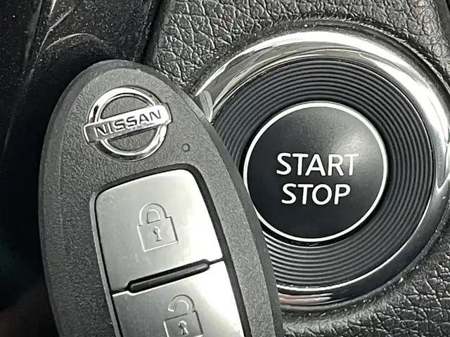 日産 エクストレイル ハイブリッド オーテック iパッケージ 道央・札幌 2020(令2)年 5.7万km カスピアンブルー ・４WD/・プロパイロット/・メーカーナビ/　CD/DVD/SD/BT/フルセグ/・アラウンドビューモニター/・デジタルインナーミラー/・前方ドライブレコーダー/・エマージェンシーブレーキ/・レーダークルーズコントロール/・レーンキープアシスト/・クリアランスソナー/・オートハイビーム/・ダウンヒルアシストコントロール/・カプロンシート/・全席シートヒーター/・パワーバックドア/・LEDヘッドライト/・フォグライト/・オートライト/・プッシュスタート/・スマートキー/・純正フロアマット/・ドアバイザー/・ルーフレール