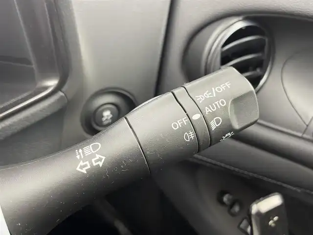 日産 フェアレディ Ｚ ニスモ 富山県 2024(令6)年 0.8万km グレーⅡ ワンオーナー/純正ナビ（AM/FM/USB/BT）/フルセグTV/バックカメラ/エマージェンシーブレーキ/インテリジェントクルーズコントロール/車線逸脱警報/ハイビームアシスト/LEDヘッドライト/クリアランスソナー/ハーフレザーシート/ドライブレコーダー/ビルトインETC/パドルシフト/レーダー探知機/スマートキー×２/プッシュスタート/純正フロアマット/取扱説明書/保証書