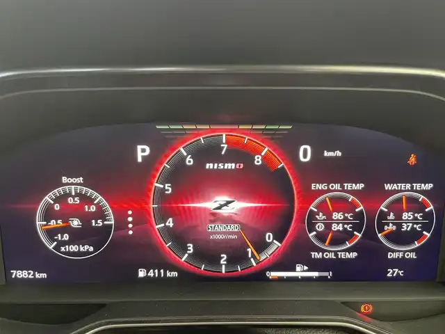日産 フェアレディ Ｚ ニスモ 富山県 2024(令6)年 0.8万km グレーⅡ ワンオーナー/純正ナビ（AM/FM/USB/BT）/フルセグTV/バックカメラ/エマージェンシーブレーキ/インテリジェントクルーズコントロール/車線逸脱警報/ハイビームアシスト/LEDヘッドライト/クリアランスソナー/ハーフレザーシート/ドライブレコーダー/ビルトインETC/パドルシフト/レーダー探知機/スマートキー×２/プッシュスタート/純正フロアマット/取扱説明書/保証書