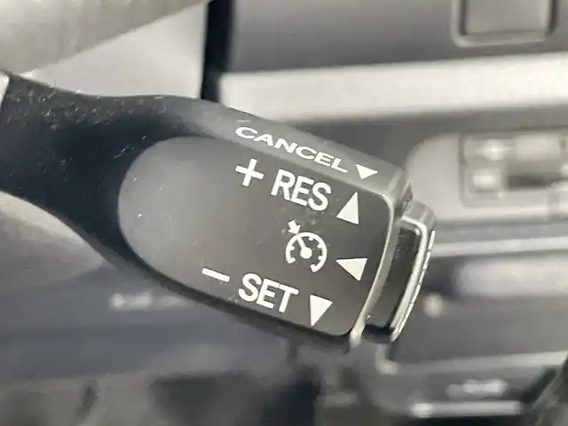 トヨタ ヴォクシー ZS 煌 群馬県 2018(平30)年 5.6万km ホワイトパールクリスタルシャイン モデリスタエアロ　純正１０型ナビ　バックカメラ　クルーズコントロール　衝突被害軽減ブレーキ　オートマチックハイビーム　両側電動スライドドア　ドライブレコーダー　ＥＴＣ２．０　ＬＥＤライト　禁煙車