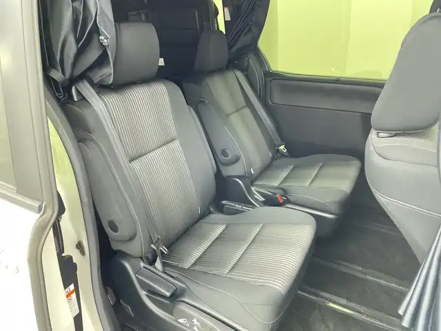 トヨタ ヴォクシー ZS 煌 群馬県 2018(平30)年 5.6万km ホワイトパールクリスタルシャイン モデリスタエアロ　純正１０型ナビ　バックカメラ　クルーズコントロール　衝突被害軽減ブレーキ　オートマチックハイビーム　両側電動スライドドア　ドライブレコーダー　ＥＴＣ２．０　ＬＥＤライト　禁煙車