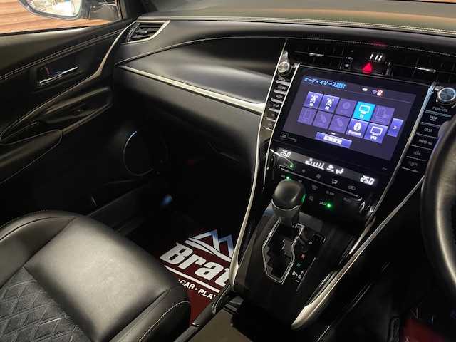 トヨタ ハリアー ハイブリッド プログレス 道央・札幌 2018(平30)年 2.8万km ホワイトパールクリスタルシャイン 【2510036602】/４ＷＤ　/トヨタセーフティセンス　/純正ナビ　/全方位カメラ　/ＴＲＤフルエアロ　/レーダークルーズ　/運転席電動シート　/電動リアゲート　/ハーフレザーシート　/純正１８インチアルミホイール　/ＬＥＤヘッドライト