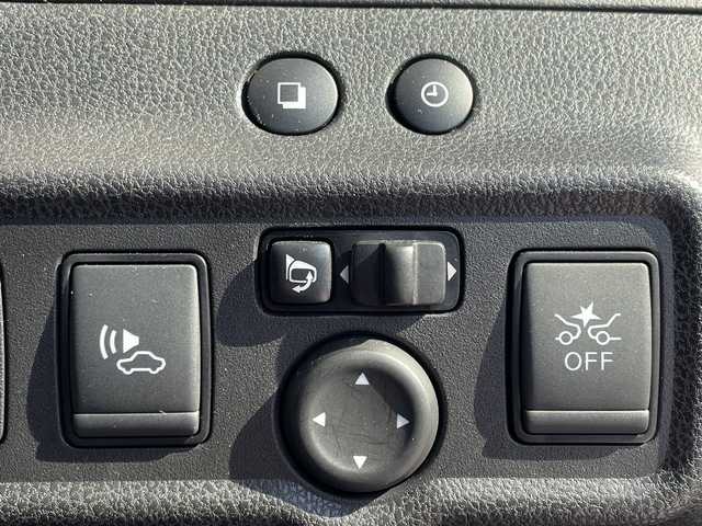 日産 ノート e－パワー ニスモ 愛知県 2018(平30)年 3.7万km ブリリアントホワイトパール 純正ナビ/全方位カメラ/バックカメラ/レーダークルーズコントロール/コーナーセンサー/インテリジェントミラー/ドライブレコーダー/ETC2.0/衝突軽減システム/フルセグ/CD DVD/Bluetooth/ステアリングスイッチ/スマートキー/プッシュスタート