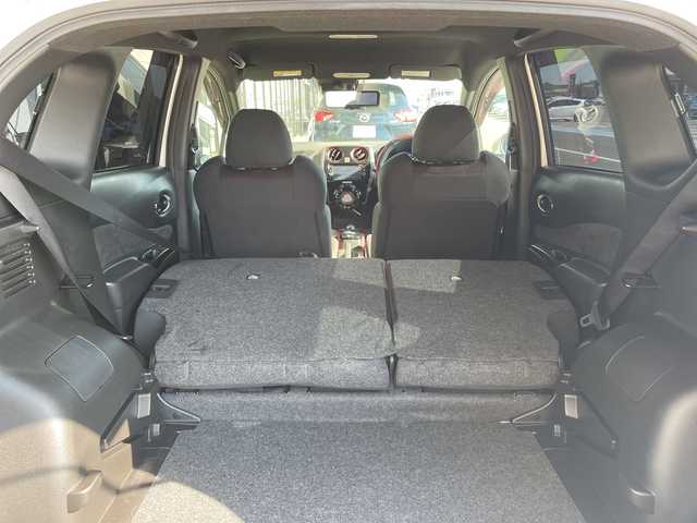 日産 ノート e－パワー ニスモ 愛知県 2018(平30)年 3.7万km ブリリアントホワイトパール 純正ナビ/全方位カメラ/バックカメラ/レーダークルーズコントロール/コーナーセンサー/インテリジェントミラー/ドライブレコーダー/ETC2.0/衝突軽減システム/フルセグ/CD DVD/Bluetooth/ステアリングスイッチ/スマートキー/プッシュスタート