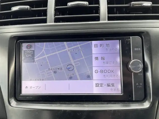 トヨタ プリウス α G チューンブラック 新潟県 2014(平26)年 8.9万km ブラック (株)IDOMが運営する【じしゃロン新潟店】の自社ローン専用車両になります。/こちらは現金またはオートローンご利用時の価格です。自社ローンご希望の方は別途その旨お申付け下さい/プッシュスタート/スペアキー１本付き/クルーズコントロール/純正SDナビ/ワンセグテレビ(走行時視聴可能)/CD、DVD、AM、FM視聴可能/Bluetooth接続可能/バックカメラ/ETC/ハーフレザーシート/本革巻きステアリング