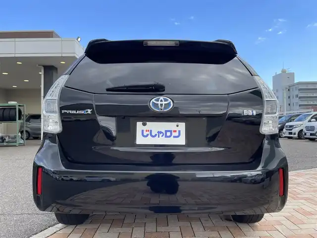 トヨタ プリウス α G チューンブラック 新潟県 2014(平26)年 8.9万km ブラック (株)IDOMが運営する【じしゃロン新潟店】の自社ローン専用車両になります。/こちらは現金またはオートローンご利用時の価格です。自社ローンご希望の方は別途その旨お申付け下さい/プッシュスタート/スペアキー１本付き/クルーズコントロール/純正SDナビ/ワンセグテレビ(走行時視聴可能)/CD、DVD、AM、FM視聴可能/Bluetooth接続可能/バックカメラ/ETC/ハーフレザーシート/本革巻きステアリング