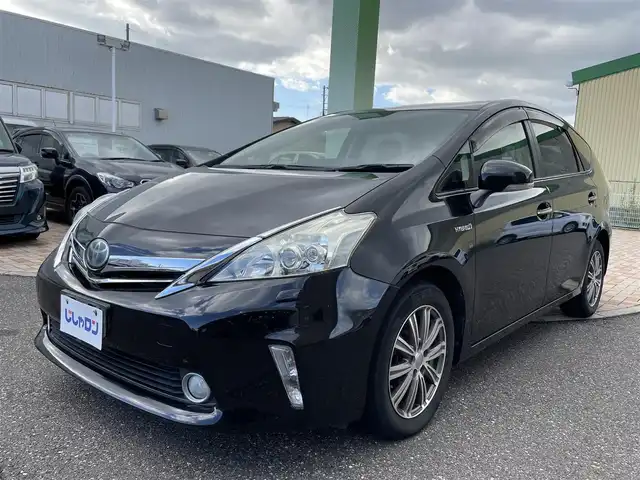 トヨタ プリウス α G チューンブラック 新潟県 2014(平26)年 8.9万km ブラック (株)IDOMが運営する【じしゃロン新潟店】の自社ローン専用車両になります。/こちらは現金またはオートローンご利用時の価格です。自社ローンご希望の方は別途その旨お申付け下さい/プッシュスタート/スペアキー１本付き/クルーズコントロール/純正SDナビ/ワンセグテレビ(走行時視聴可能)/CD、DVD、AM、FM視聴可能/Bluetooth接続可能/バックカメラ/ETC/ハーフレザーシート/本革巻きステアリング
