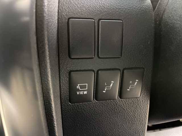 トヨタ アルファードハイブリット エグゼクティブ ラウンジ S 道央・札幌 2018(平30)年 5万km ホワイトパールクリスタルシャイン ・4WD/ワンオーナー/・ツインムーンルーフ/JBLサウンド/・トヨタセーフティセンス/・純正メーカーナビ /・JBLサウンドシステム/・BT/CD/USB/SD/AUX/フルセグTV/・全方位カメラ/・デジタルインナーミラー/・純正フリップダウンモニター/・両側パワースライドドア/・パワーバックドア/・MTモード付AT/・レザーシート/・1.2列目パワーシート/D席メモリシート付/・1.2列目シートヒーター/エアシート/・ステアリングヒーター/スイッチ/・LEDオートライト/・オートマチックハイビーム/・プッシュスタート/スマートキー/・ETC2.0/社外ドラレコ前方のみ/・AC100V・1500W