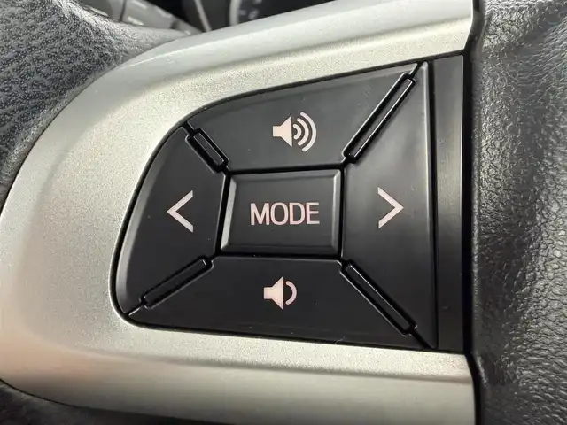 トヨタ タンク カスタムG 愛知県 2019(平31)年 5.1万km パールホワイトⅢ 純正９インチナビ（フルセグTV・HDMI・USB・ラジオ）/バックカメラ/両側パワースライドドア/純正ドライブレコーダー/ビルトインETC2.0/クルーズコントロール/シートヒーター/コーナーセンサー/オートハイビーム/LEDヘッドライト/ロールサンシェード/純正アルミホイール/スペアキー