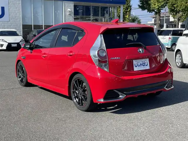 トヨタ アクア G G’s 東京都 2014(平26)年 9万km スーパーレッドⅤ (株)IDOMが運営する【じしゃロン昭島店】の自社ローン専用車両になります。こちらは現金またはオートローンご利用時の価格です。自社ローンご希望の方は別途その旨お申付け下さい/ディーラーOPナビ/BT/SD/CD/DVD/フルセグTV/ミラーリング/バックカメラ/ドライブレコーダー前/スマートキー/USB入力端子/社外ETC/ドアバイザー/AUTOライト/LEDライト/電動格納ミラー