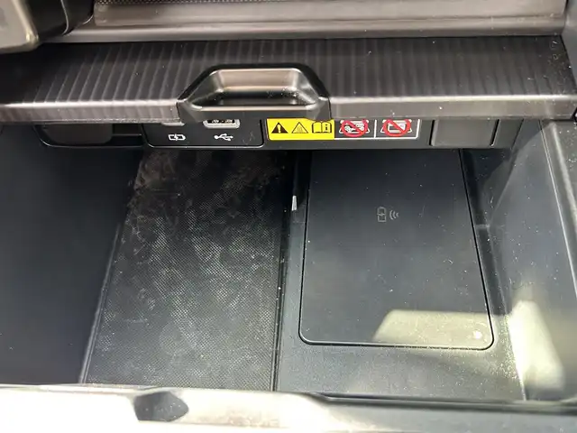 レクサス ＲＸ 350 Fスポーツ 福岡県 2023(令5)年 1.3万km ホワイトノーヴァガラスフレーク ワンオーナー/純正ナビ（AM/FM/BT/フルセグTV）/ブラインドスポットモニター/ヘッドアップディスプレイ/デジタルインナーミラー/ムーンルーフ/レーダークルーズコントロール/全方位カメラ/ビルトインETC2.0/ドライブレコーダー/前席パワーシート（運転席メモリ付）/全席シートヒーター/前席エアシート/携帯置くだけ充電/パワーバックドア/本革巻ステアリング（パドル付）/USB入力端子/スペアキー/カードキー/純正フロアマット/純正21インチアルミホイール/取扱説明書/保証書フリップダウンモニター