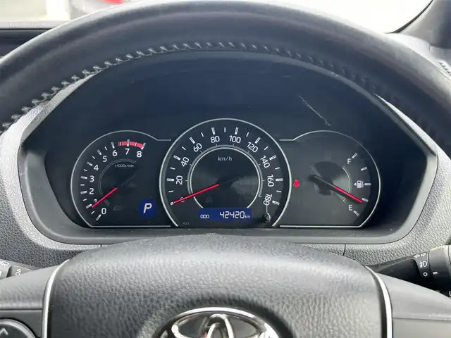 トヨタ ヴォクシー ZS 静岡県 2017(平29)年 4.3万km ブラック 純正9インチSDナビ/・フルセグ/CD/DVD/Bluetooth/USB/トヨタセーフティセンス/バックカメラ/ビルトインETC/両側パワースライドドア/クルーズコントロール/革巻きステアリング/・ステアリングスイッチ/オートライト/スマートキー/・プッシュスタート/LEDヘッドライト/・フォグランプ/電動格納ミラー/ウインカーミラー/後席サンシェード/社外アルミホイール/純正ドアバイザー
