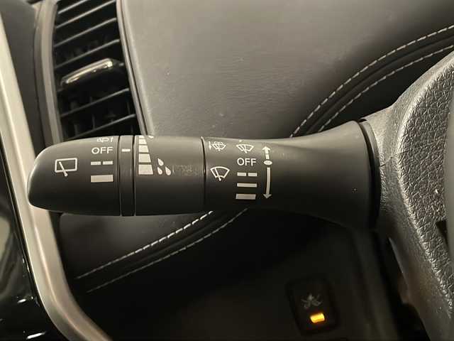 日産 セレナ ハイウェイスター プロパイロットED 熊本県 2017(平29)年 8.6万km ブリリアントホワイトパール ・社外ナビ　Carrozzeria[AVIC-RW801】/-BT/フルセグTV/CD/DVD/SD/USB/FM/AM/・バックカメラ/・プロパイロット/・社外フリップダウンモニター　carrozzeria【TVM-FW1020】/・電動パーキングブレーキ/・ブレーキホールド/・ステアリングリモコン/・衝突軽減ブレーキ/・横滑り防止装置/・両側パワースライドドア/・純正アルミ16インチ/・LEDヘッドライト/・フォグランプ/・カーテンエアバッグ/・オートライト/・アイドリングストップ/・ウィンカーミラー/・コーナーセンサー/・ETC