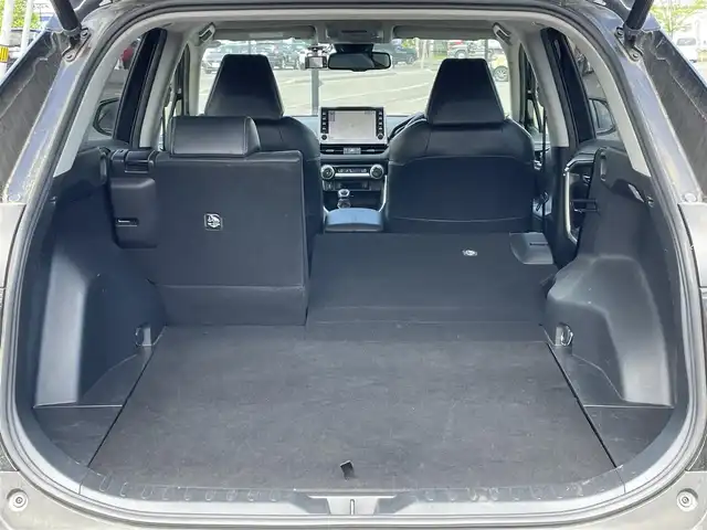 トヨタ ＲＡＶ４ ハイブリッドG 道央・札幌 2021(令3)年 3.1万km アティチュードブラックマイカ ４WD/モデリスタエアロ/純正ディーラーOPナビ/AM/FM/BT/フルセグ/トヨタセーフティセンス/プリクラッシュセーフティ/横滑り防止装置/レーダークルーズコントロール/レーンキープアシスト/クリアランスソナー/ブラインドスポットモニター/リアクロストラフィックアラート/パーキングサポートブレーキ/ロードサインアシスト/パノラミックビューモニター/ビルトインETC/ドライブレコーダー/自動防眩ミラー/EVMODE/DRIVEMODE切替/パワーバックドア/D席パワーシート/D席メモリーシート/前席シートヒーター/レザーシート/革巻きステアリング/ステアリングリモコン/ハンドルヒーター/AC100V/MTモード付AT/プッシュスタート/スマートキー/LEDヘッドライト/オートライト/オートハイビーム/フォグランプ/電動格納ミラー/ウィンカーミラー/純正フロアマット/ドアバイザー