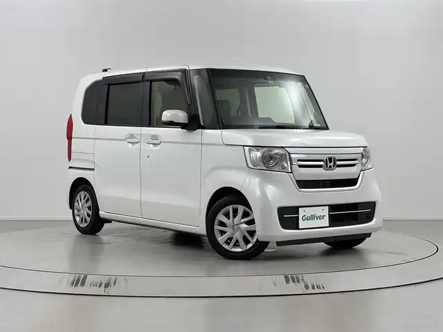 ホンダ Ｎ ＢＯＸ L 埼玉県 2022(令4)年 4.9万km プラチナホワイトパール 純正ディスプレイオーディオ（TV/BT/CD）/バックカメラ/レーダークルーズコントロール/横滑り防止装置/レーンキープアシスト/盗難防止装置/衝突軽減システム/LEDヘッドライト/ETC/片側パワースライドドア/純正フロアマット/ドライブレコーダー/スマートキー/プッシュスタート