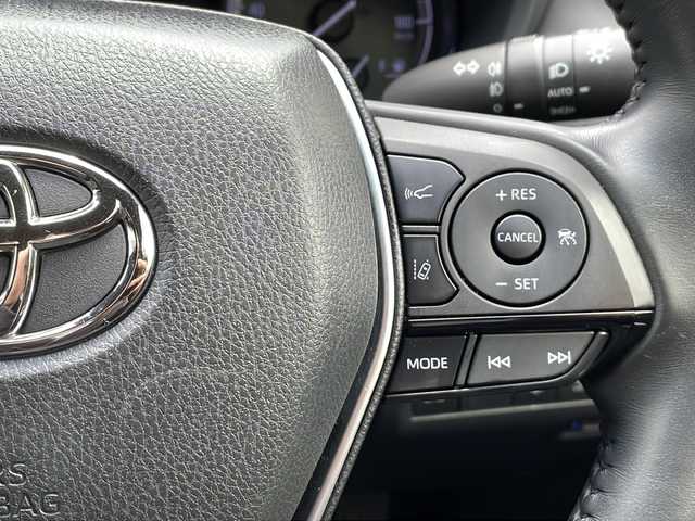 トヨタ ハリアー Z 山形県 2020(令2)年 5.7万km プレシャスブラックパール 禁煙車/Toyota Safety Sense/・プリクラッシュセーフティ/・レーントレーシングアシスト/・レーダークルーズコントロール/・ロードサインアシスト/・発進遅れ告知機能/・プロアクティブドライビングアシスト/・ドライバー異常時対応システム/・オートマチックハイビーム/・緊急時操舵支援（アクティブ操舵機能）/リアトラフィックアラート/クリアランスソナー/ブラインドスポットモニター/JBLプレミアムサウンド/デジタルインナーミラー（録画機能付き）/純正ディスプレイオーディオナビ/BT.USB.AUX.USB.Miracast/パノラミックビューモニター/ハーフレザーシート/パワーシート/ビルトインETC２．０/ヘッドアップディスプレイ/ウィンドウシールドデアイサー/電動パーキングブレーキ/オートホールド/LEDヘッドライト/プッシュスタート/スマートキーｘ２