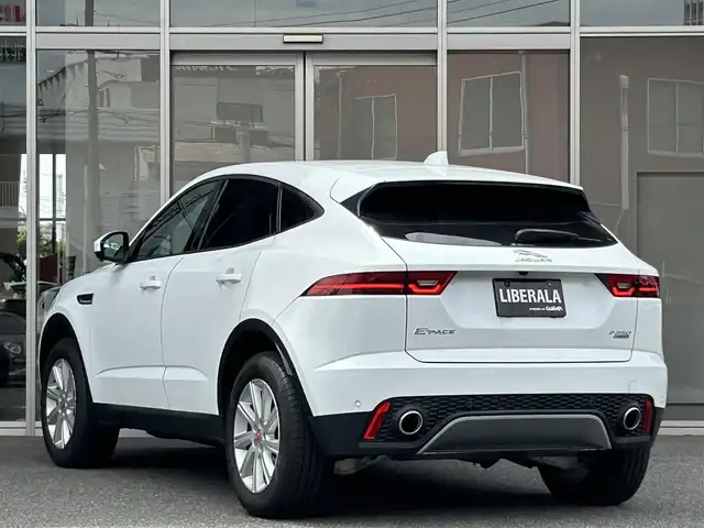 ジャガー Ｅペース 福岡県 2018(平30)年 3.6万km 白 純正ナビ /Bluetooth /クルコン /360°カメラ /Bカメラ /Fカメラ /パーキングアシスト /白革 /AndroidAuto /AppleCarPlay