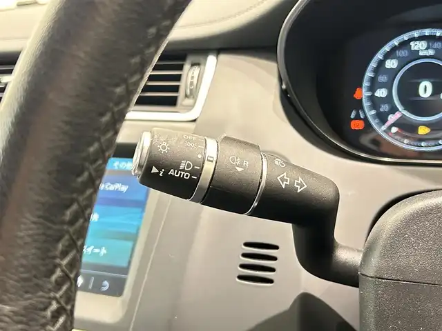 ジャガー Ｅペース 福岡県 2018(平30)年 3.6万km 白 純正ナビ /Bluetooth /クルコン /360°カメラ /Bカメラ /Fカメラ /パーキングアシスト /白革 /AndroidAuto /AppleCarPlay