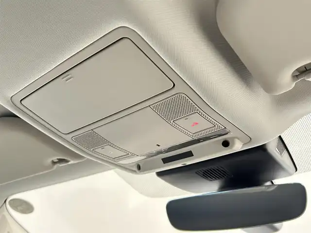 ジャガー Ｅペース 福岡県 2018(平30)年 3.6万km 白 純正ナビ /Bluetooth /クルコン /360°カメラ /Bカメラ /Fカメラ /パーキングアシスト /白革 /AndroidAuto /AppleCarPlay