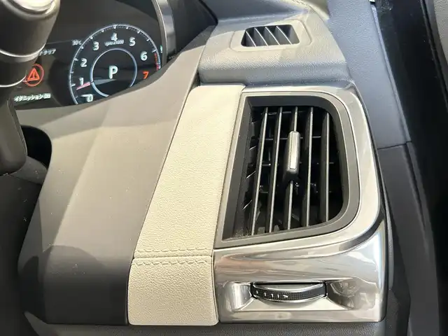 ジャガー Ｅペース 福岡県 2018(平30)年 3.6万km 白 純正ナビ /Bluetooth /クルコン /360°カメラ /Bカメラ /Fカメラ /パーキングアシスト /白革 /AndroidAuto /AppleCarPlay