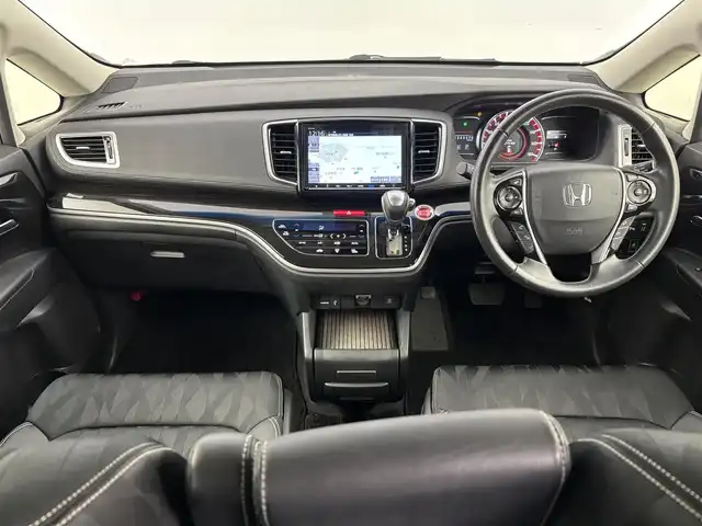 ホンダ オデッセイ アブソルート・EXホンダセンジング 埼玉県 2018(平30)年 6.3万km クリスタルブラックパール CMBS衝突軽減ブレーキ/純正９インチナビVXM-197VFNi/(フルセグTV/CD/DVD/Bluetooth/HDMI/USB/AM/FM/SD)/全方位カメラ/両側パワースライドドア /スマートパーキングアシスト/アダプティブクルーズコントロール/レーンキープアシスト/先行車発進お知らせ/ブラインドスポットインフォメーション/コーナーセンサー/パドルシフト/ECON/ビルトインETC2.0/ハーフレザーシート /シートヒーター /スマートキー/プッシュスタート/純正１８インチアルミホイール
