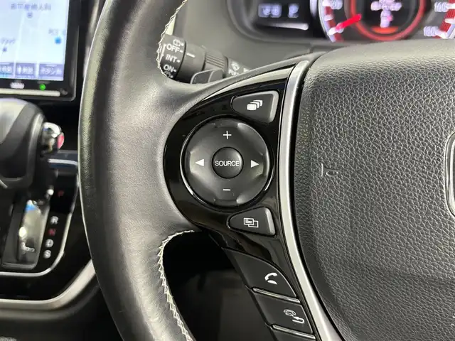 ホンダ オデッセイ アブソルート・EXホンダセンジング 埼玉県 2018(平30)年 6.3万km クリスタルブラックパール CMBS衝突軽減ブレーキ/純正９インチナビVXM-197VFNi/(フルセグTV/CD/DVD/Bluetooth/HDMI/USB/AM/FM/SD)/全方位カメラ/両側パワースライドドア /スマートパーキングアシスト/アダプティブクルーズコントロール/レーンキープアシスト/先行車発進お知らせ/ブラインドスポットインフォメーション/コーナーセンサー/パドルシフト/ECON/ビルトインETC2.0/ハーフレザーシート /シートヒーター /スマートキー/プッシュスタート/純正１８インチアルミホイール