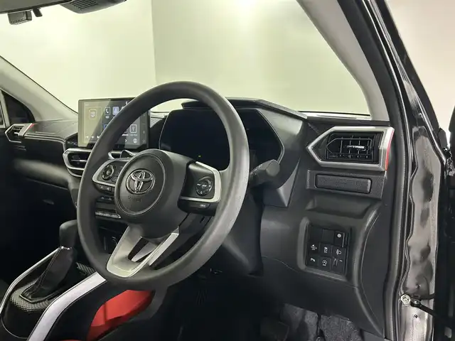 トヨタ ライズ G 佐賀県 2023(令5)年 1.1万km ブラックマイカメタリック 純正9インチディスプレイオーディオ/フルセグTV/Bluetooth/モデリスタエアロ/バックカメラ/衝突被害軽減システム/ブラインドスポットモニター/レーンアシスト/車線逸脱警報/先行車発進お知らせ機能/ロードサインアシスト/パーキングソナー/オートライト/オートマチックハイビーム/カーテンエアバッグ/前後ドライブレコーダー/LEDヘッドライト/ビルトインETC/純正フロアマット/純正16インチアルミホイール/スマートキー