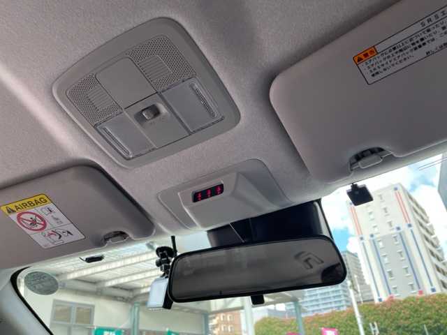 トヨタ ライズ G 兵庫県 2023(令5)年 1.1万km ブラックマイカメタリック ワンオーナー /純正9インチディスプレイオーディオ/・フルセグTV/Bluetooth/モデリスタエアロ/バックカメラ/スマートアシスト/ブラインドスポットモニター/レーンアシスト/車線逸脱警報/パーキングソナー/前後ドライブレコーダー/オートマチックハイビーム/オートライト/純正LEDヘッドライト/ビルトインETC/アイドリングストップ/純正16インチAW/プッシュEgスタート/ストップ/スマートキー×2/ターンランプ付電動格納ドアミラー/スペアタイヤ/ドアバイザー/純正フロアマット/取扱説明書/新車時保証書