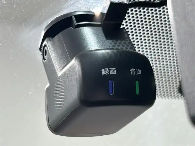 日産 キックス X ツートーンインテリアED 愛知県 2020(令2)年 2.9万km プレミアムホライズンオレンジ/ピュアブラック 2トーン 純正９インチナビ/プロパイロット/アラウンドビューモニター/衝突軽減ブレーキ/レーダークルーズコントロール/車線逸脱警報/クリアランスソナー/シートヒーター/ハンドルヒーター/ドライブレコーダー/デジタルインナーミラー/ビルトインＥＴＣ/ＬＥＤヘッドライト/ISOFIX/アクセサリーソケット/純正フロアマット/純正17インチアルミホイール