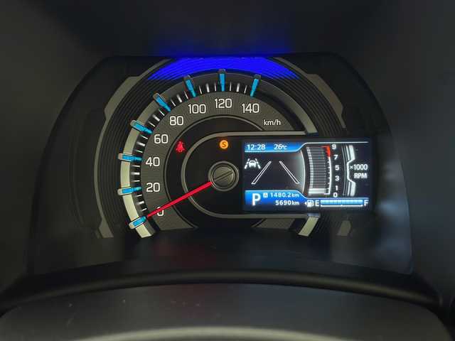 スズキ ハスラー HYBRID X 秋田県 2025(令7)年 0.6万km クールカーキパールメタリック/ソフトベージュメタリック 4WD/スズキセーフティサポート/社外メモリナビ/　（CD/Bluetooth）/バックカメラ/クルーズコントロール/ステアリングスイッチ/革巻きハンドル/前席シートヒーター/ETC/社外フロアマット/純正アルミホイール/LEDヘッドライト/フォグランプ/オートライト/スマートキー/スペアキー